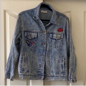 HONEY PUNCH Denim Jacket with Patches. Size L